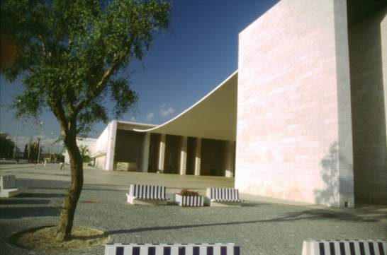 Fachada Poente da Praça Cerimonial